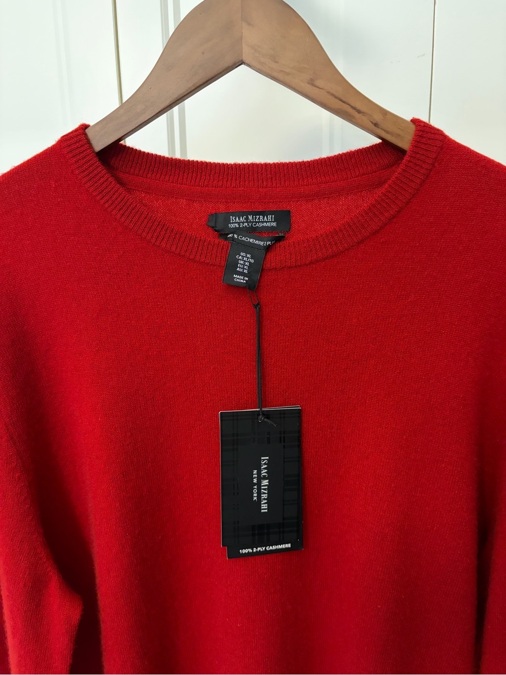Isaac Mizrahi 100% Cashmere Men’s Red Crewneck Sweater